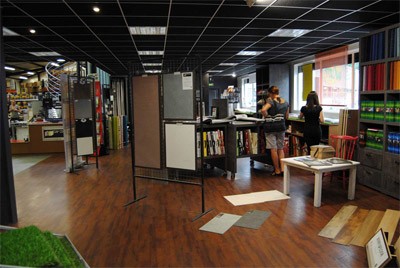 CAP COLOR showroom